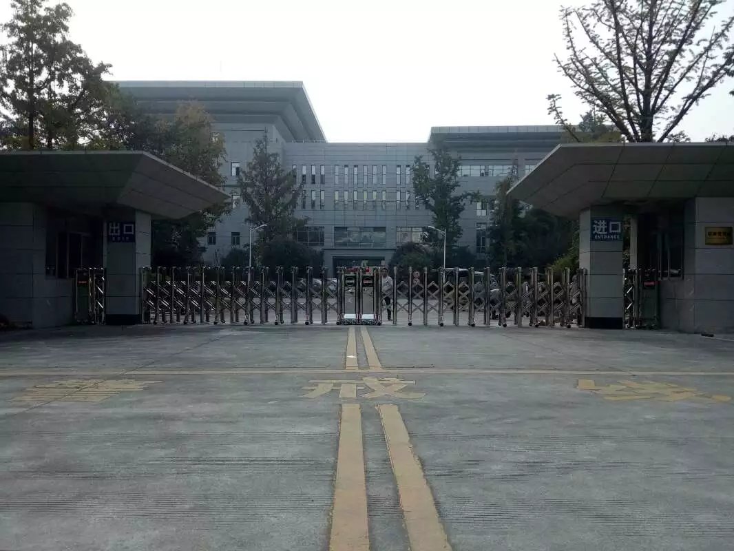 贵阳综保区贵阳综保区四川消防总队伸缩门